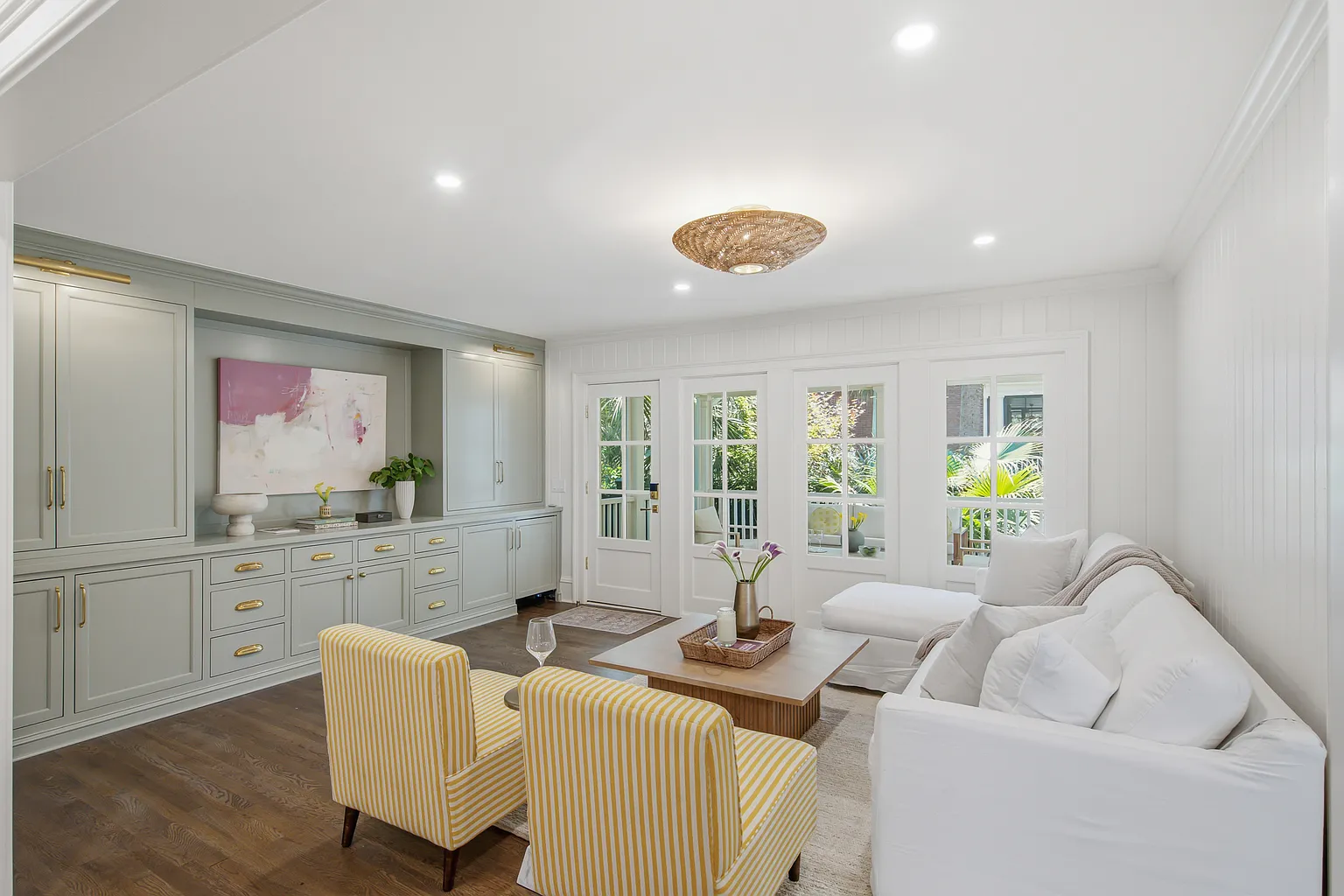 A beautiful living room area